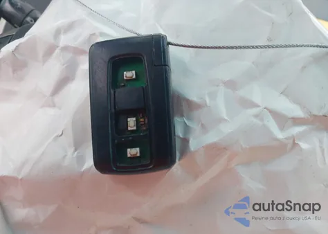 2006 Toyota Prius z USA, uszkodzony, nr VIN JTDKB20UX67080408